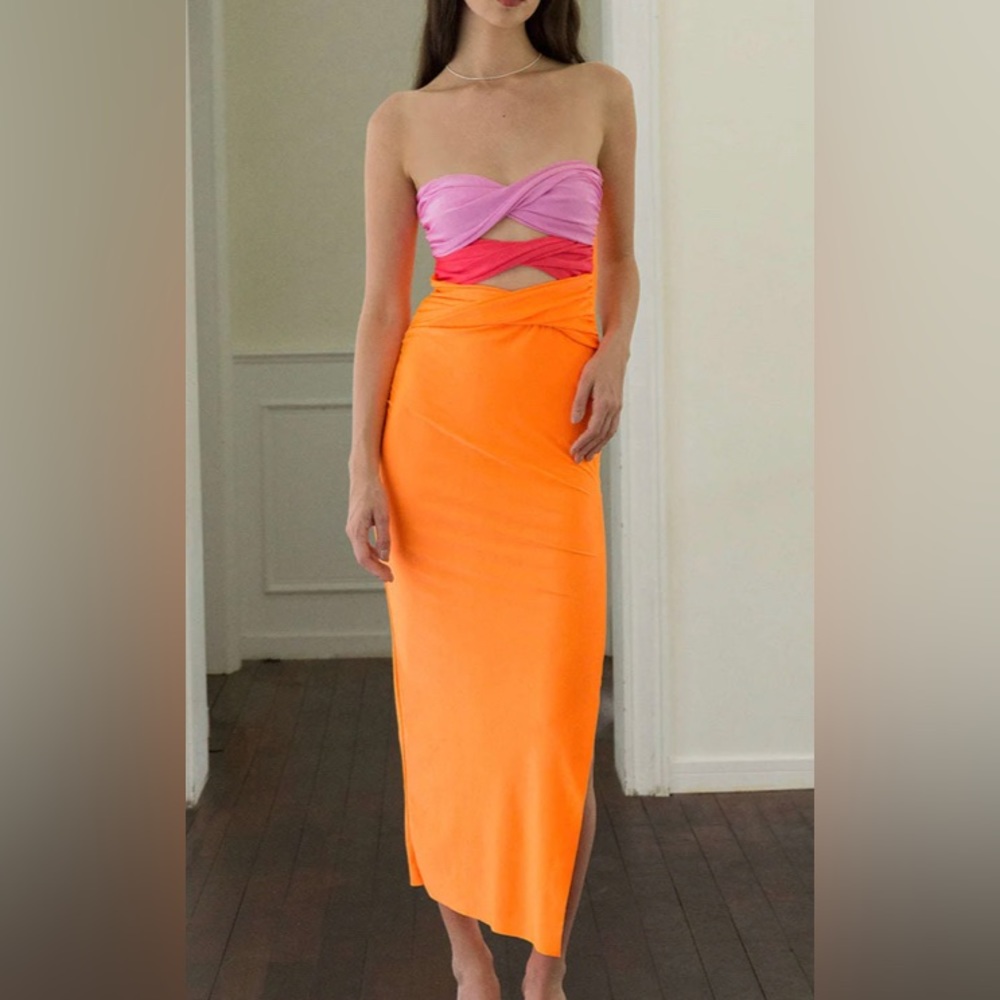 Contrast Twisted Front Midi Dress